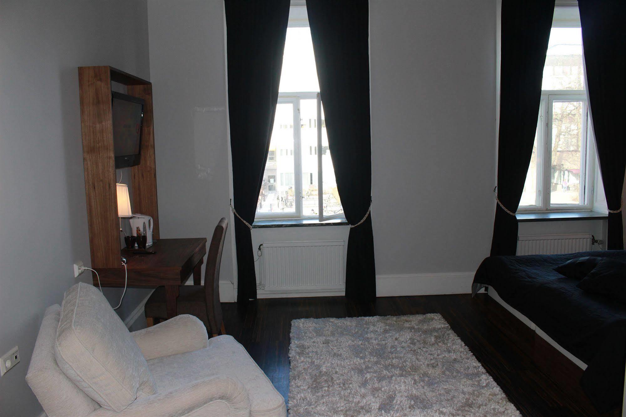 Hotell Hjalmar Örebro Esterno foto