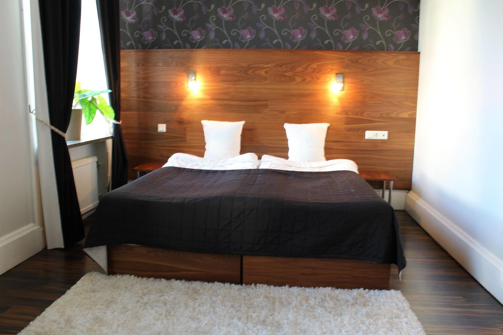 Hotell Hjalmar Örebro Esterno foto
